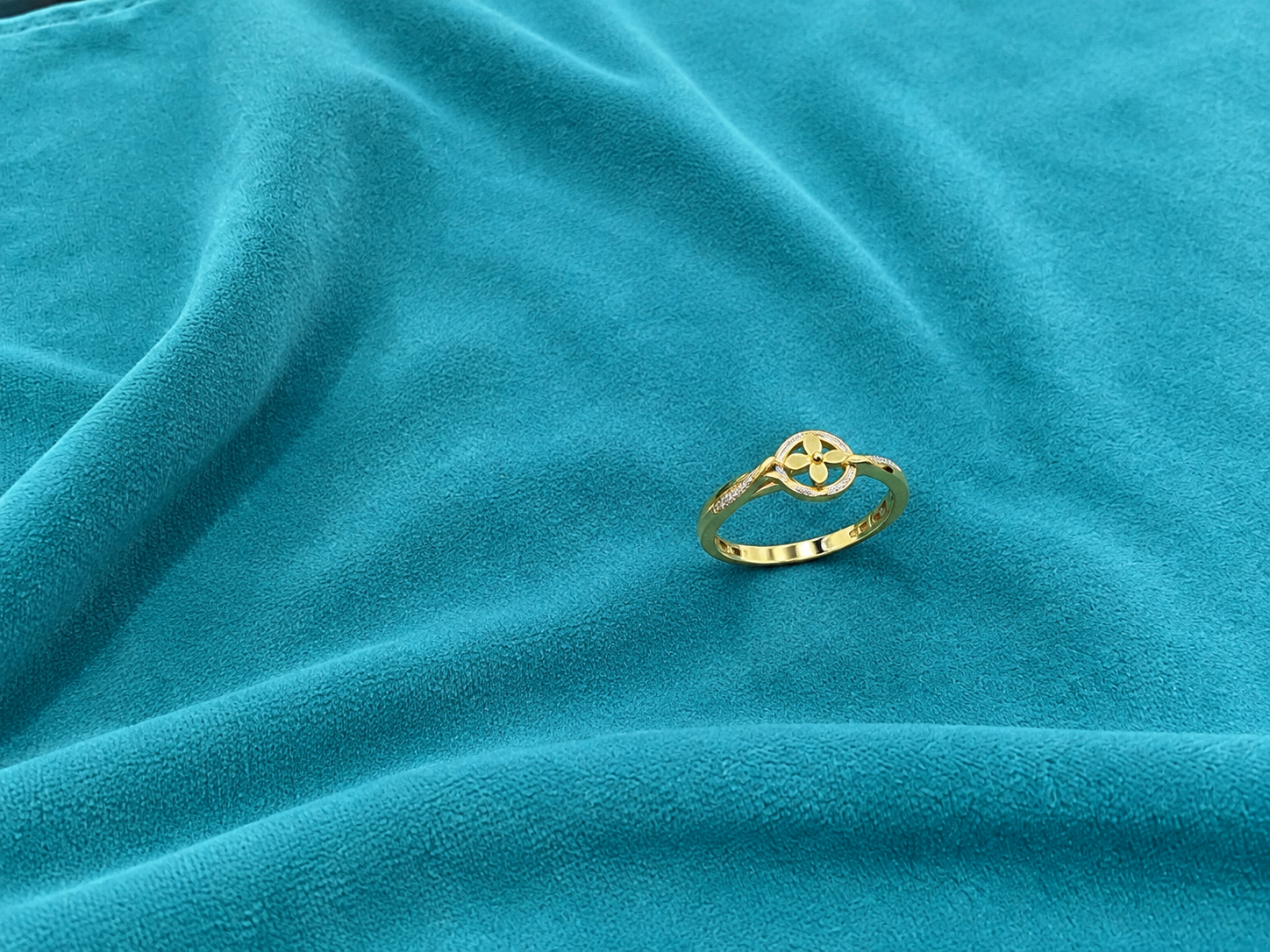 Ladies Ring